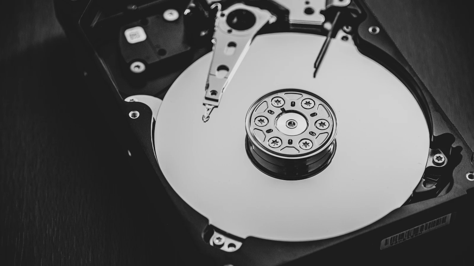 Proxmox Backup Strategies: Snapshots, vzdump and Proxmox Backup Server