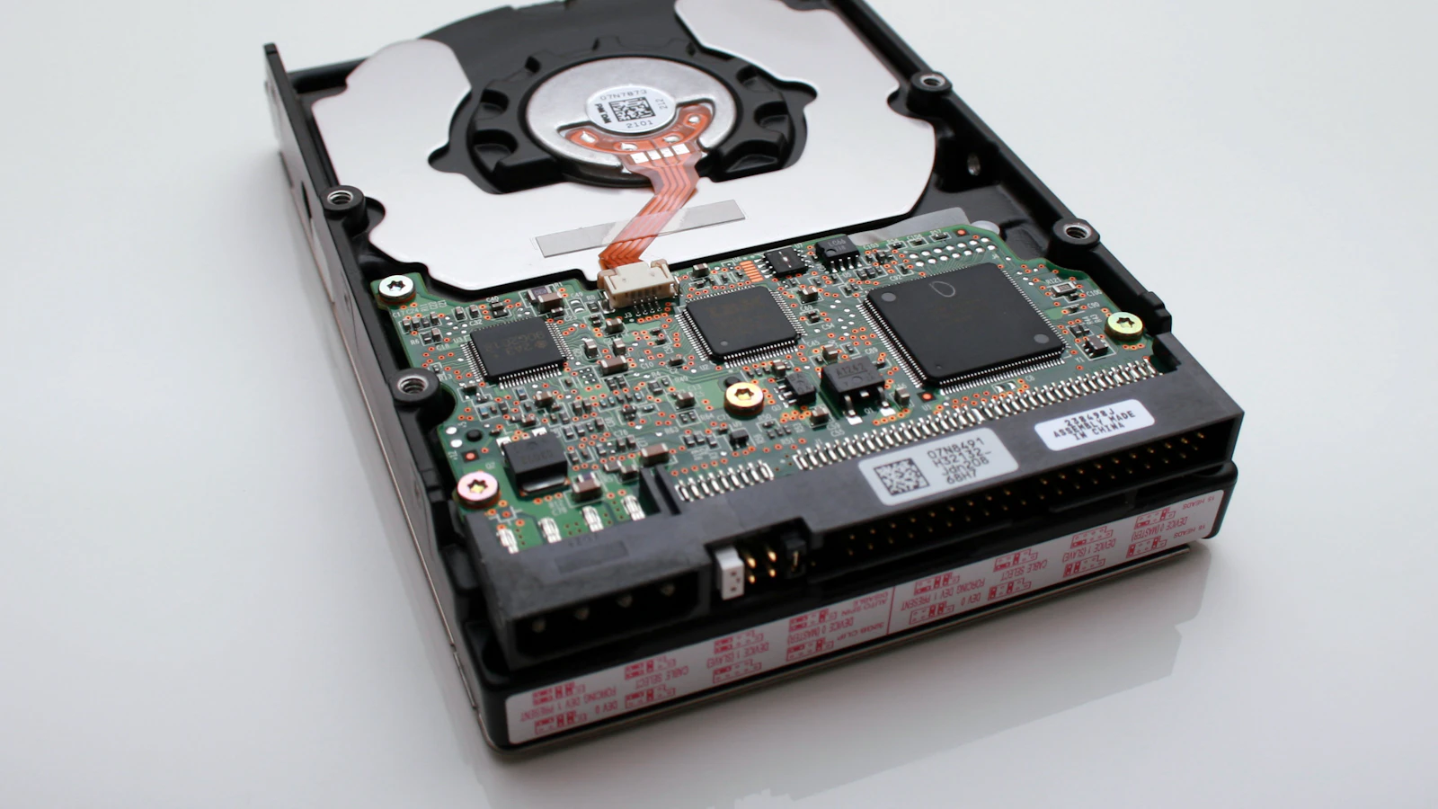 RAID Levels for Dedicated Servers: 0, 1, 5, 10 and ZFS Explained